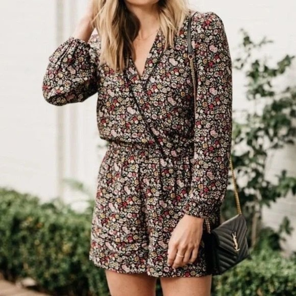 Ann Taylor LOFT Garden Wrap Floral Print Long Sleeve Romper Size Small